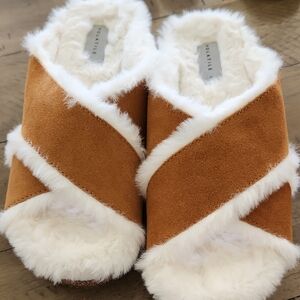 Volatile Tan and White Fuzzy Slippers